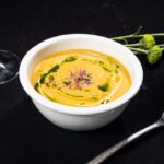 Supă cremă de legume cu brânzeturi condimentate 400g, E621, E627