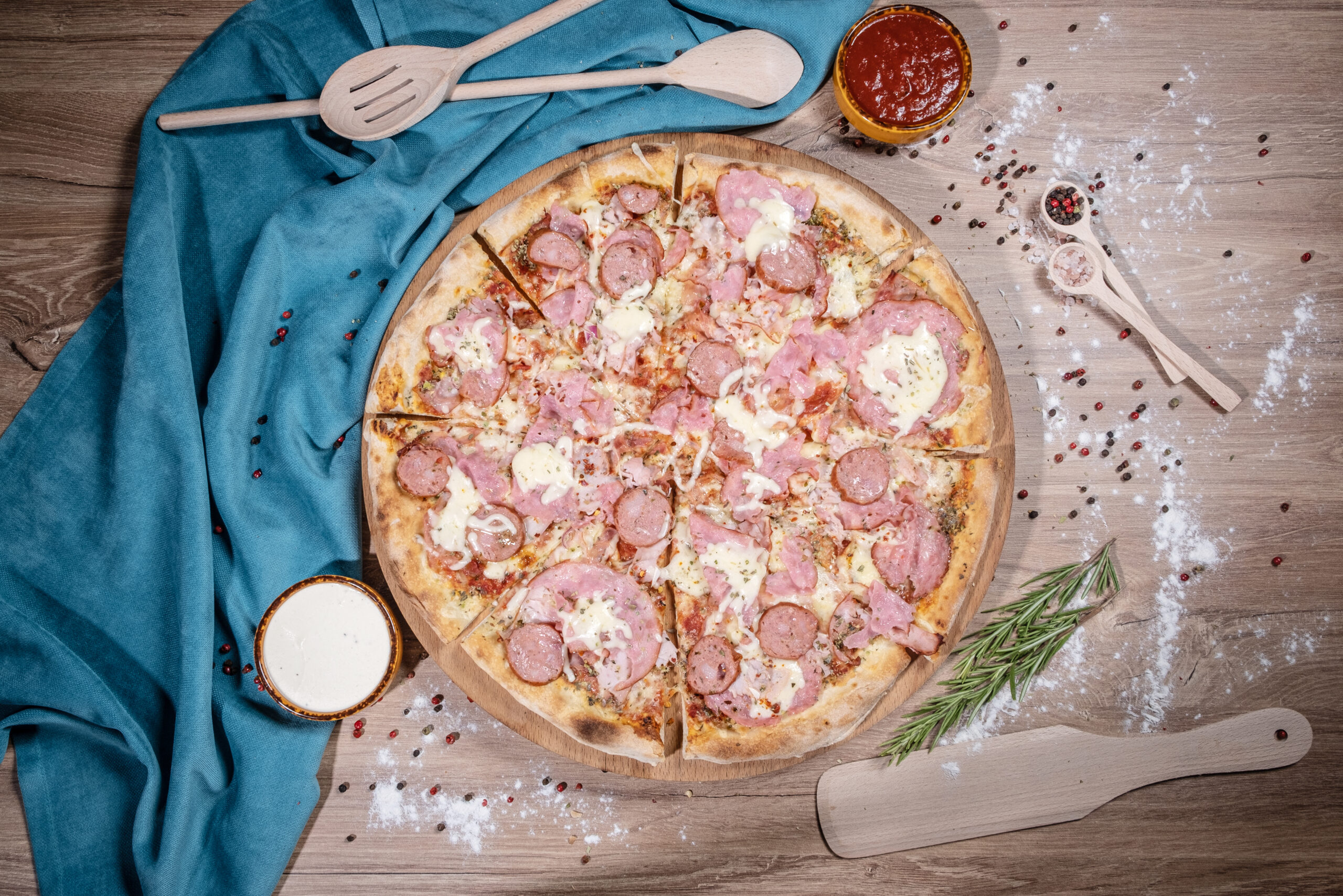 Pizza Canibale, 550g,1300g, E300, E451, E250, E301