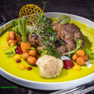 Rasol de vită cu legume sote 380g